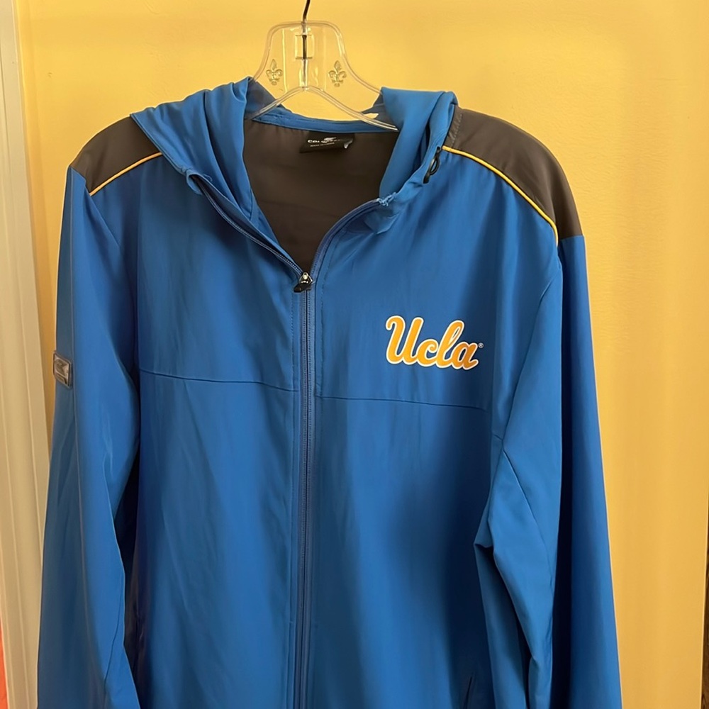 Ucla Lightweight Jacket Men’s Medium - image 1